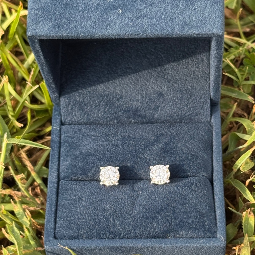 Certified Moissanite 6.5mm 2.0 ctw Earrings 925 Silver D color VVS Quality
